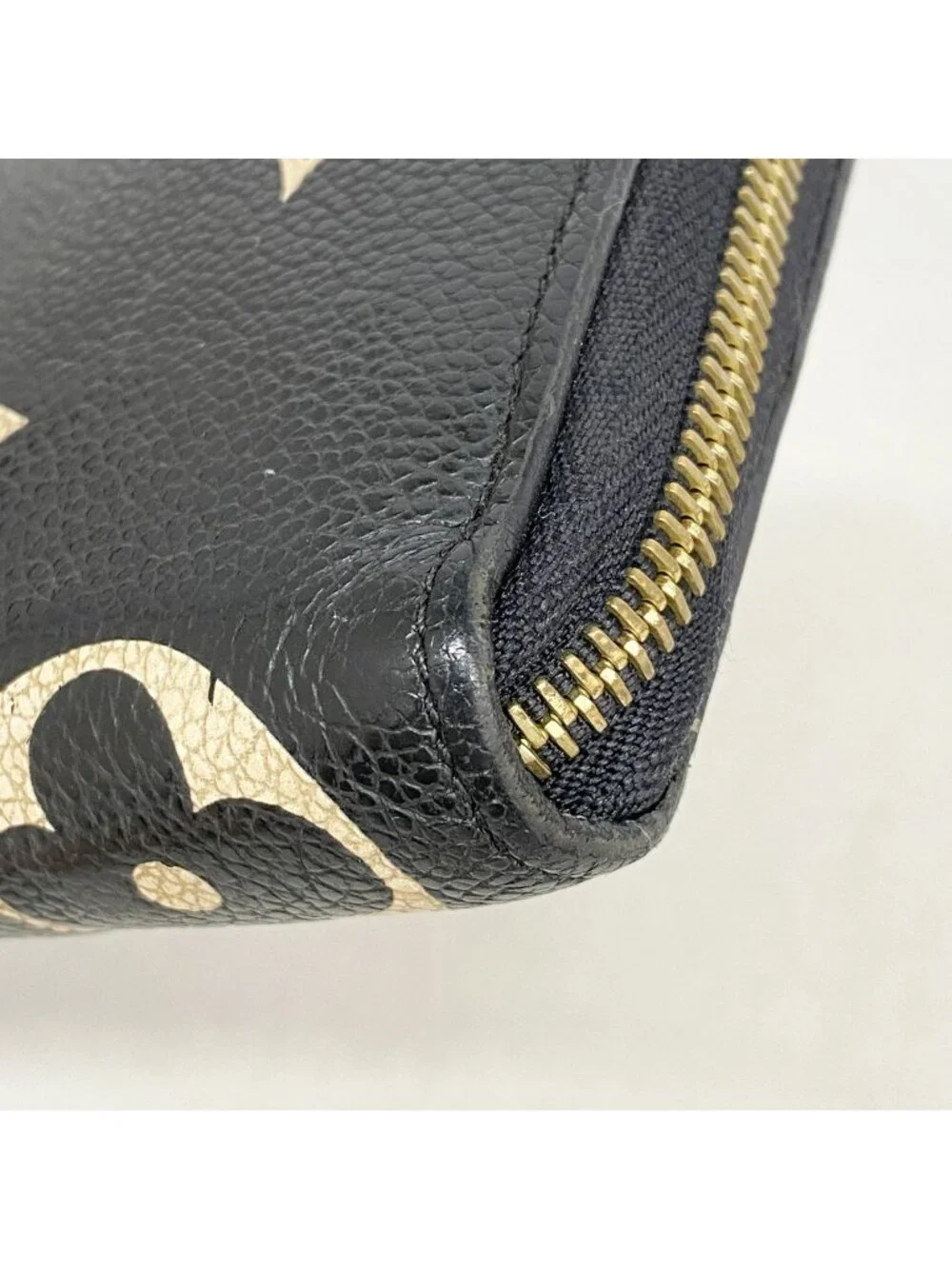 Louis Vuitton Wallet Monogram Empreinte Bicolor Zippy Black Beige